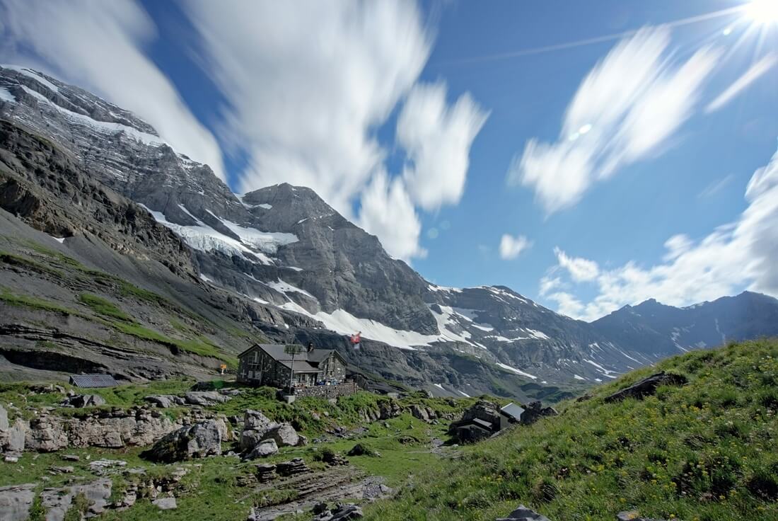 travailler-dans-un-refuge-de-montagne-defis-et-opportunites